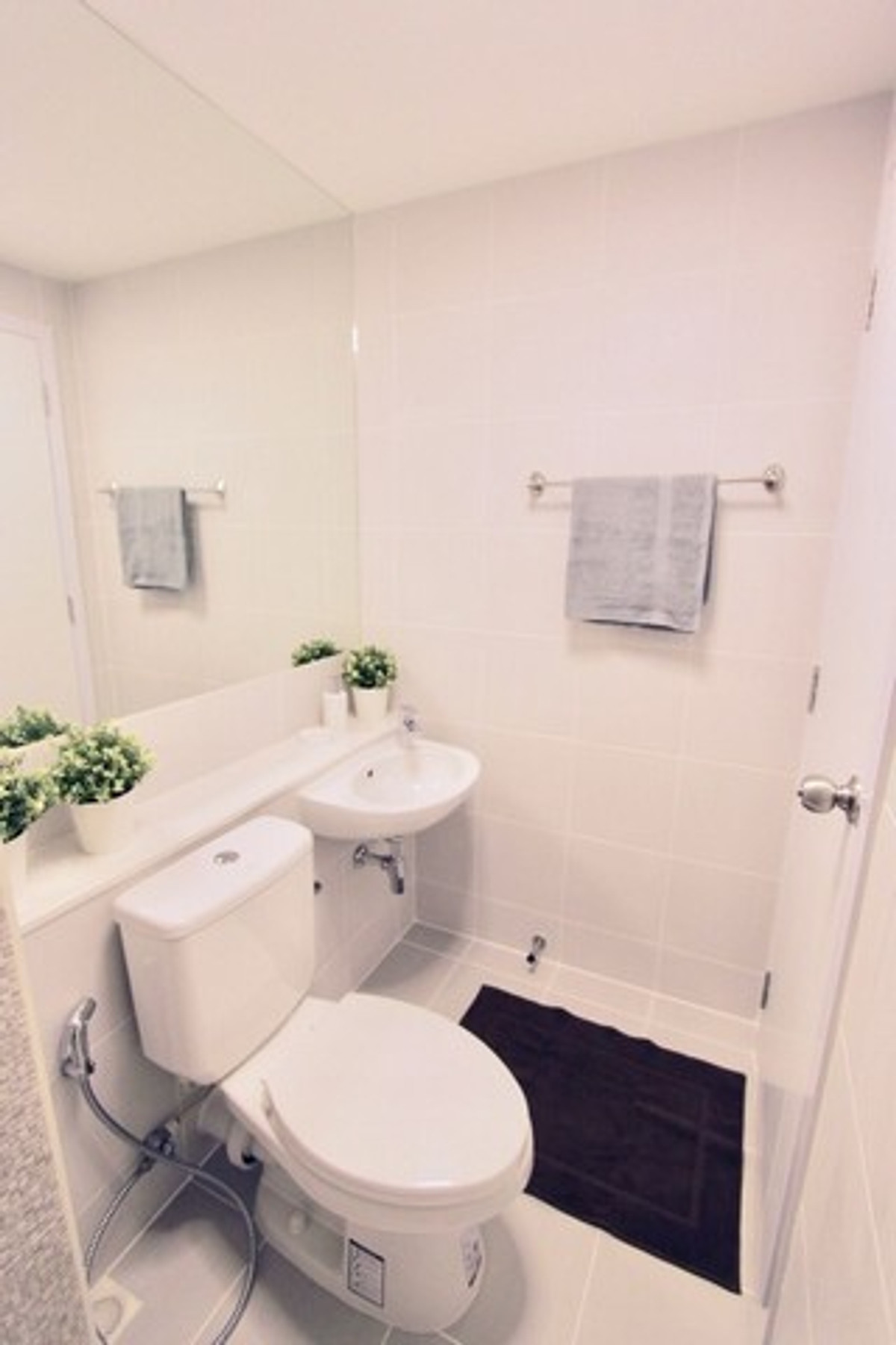 For RentCondoOnnut, Udomsuk : !! Beautiful room for rent, Condo The Tree Onnut Station, near BTS On Nut.