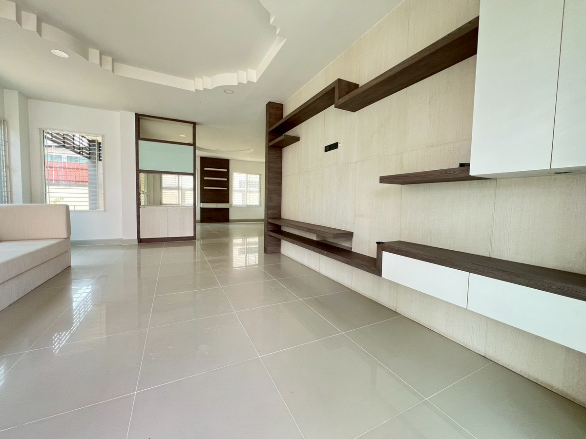 For SaleHousePattaya, Bangsaen, Chonburi : 🏡 2-story detached house for sale, Coco Park Sirisa 21 Village, large house, wide area, 3 bedrooms | 3 bathrooms, selling price 5,890,000 baht 💰