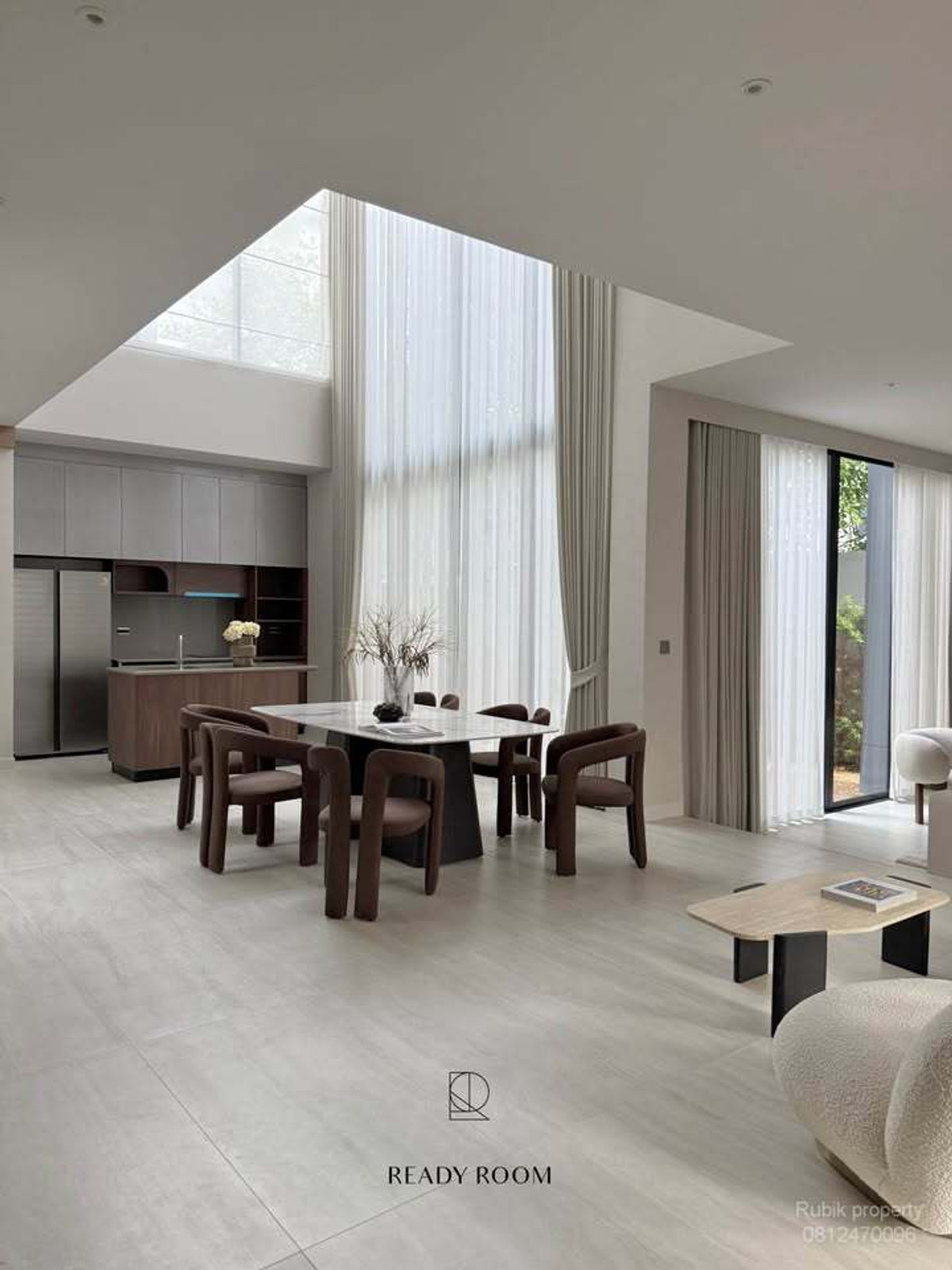 For RentHousePattanakan, Srinakarin : 🏡 **Luxury house for rent Bugaan Krungthep Kreetha** RB1787 Luxury level project, Krungthep Kreetha location. Near international schools and golf courses.