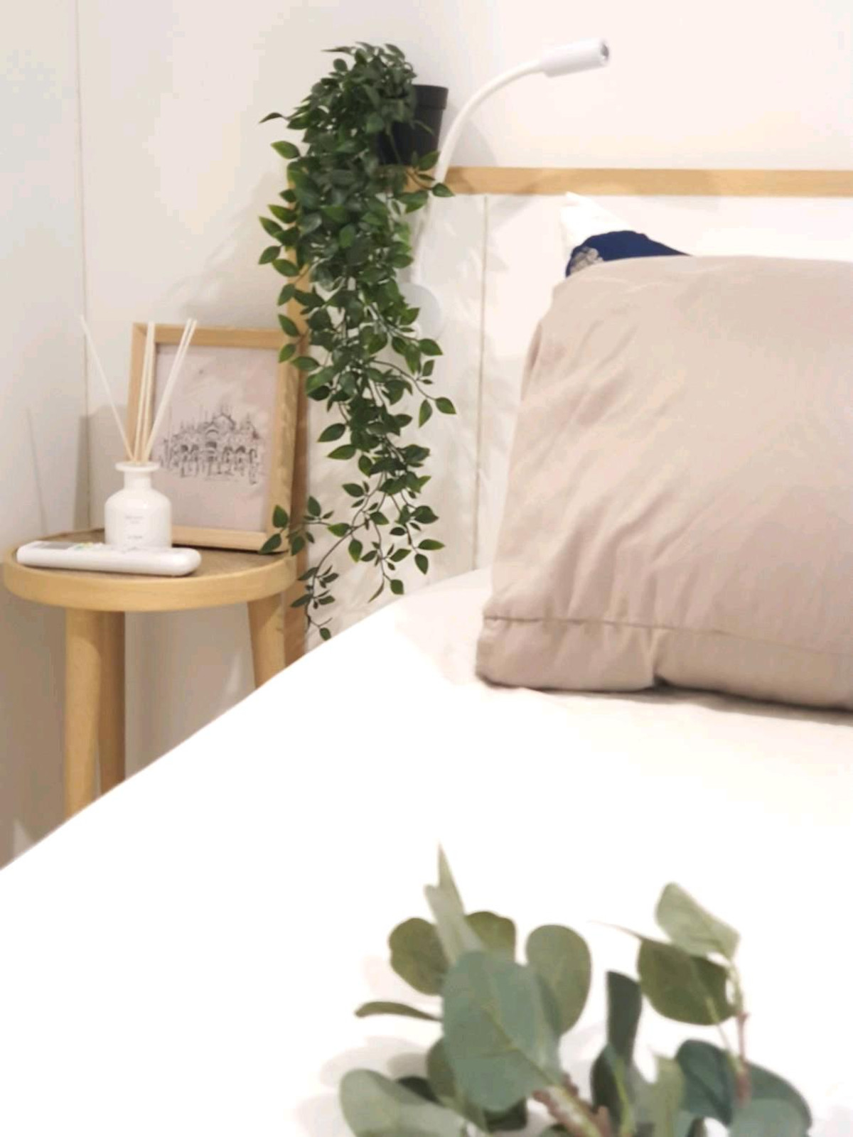 For RentCondoSukhumvit, Asoke, Thonglor : For rent, 2 bedrooms, beautifully decorated, Noble Ambience Sukhumvit 42, near BTS Ekkamai, Gateway Ekamai, owner will let it out himself.