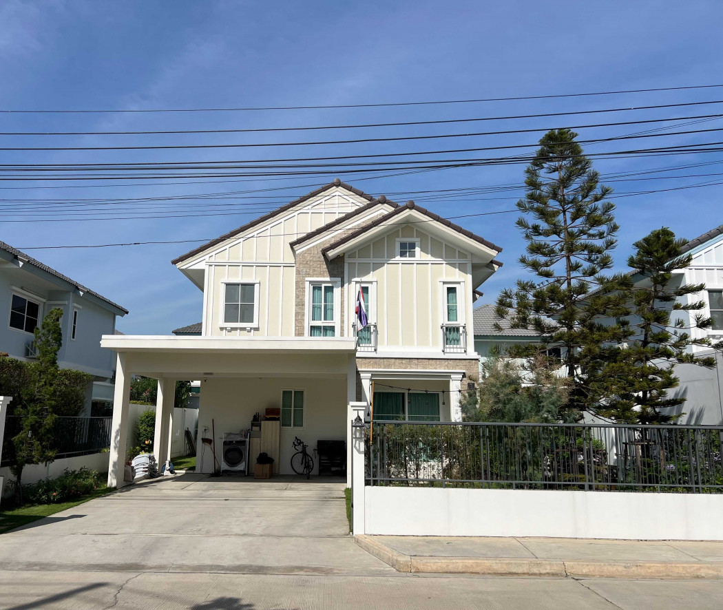 For SaleHouseSamut Prakan,Samrong : Single house for sale, Villaggio 2 Srinakarin-Bangna, 153 sq m, 65 sq wah, near MRT Sri Bearing.