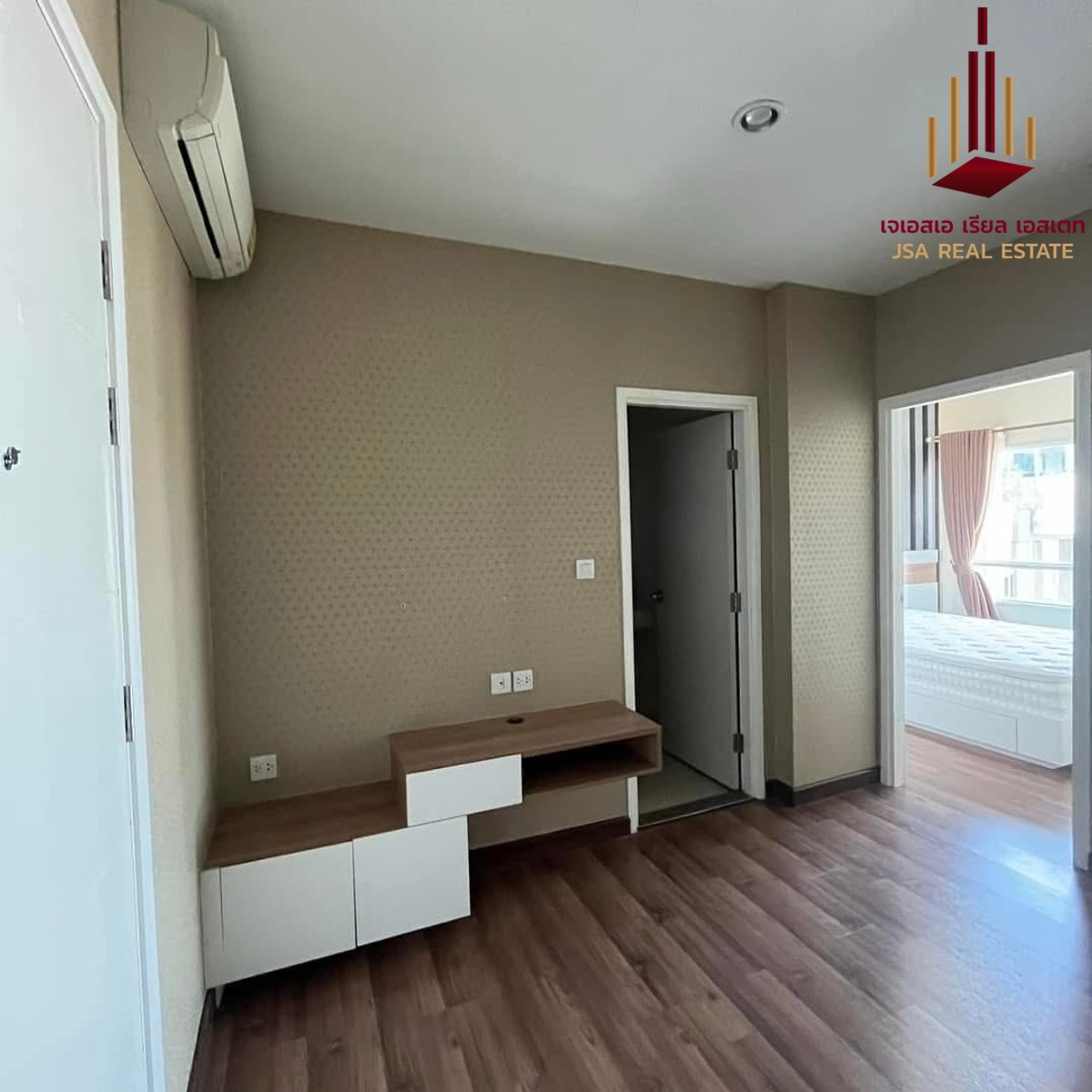 For RentCondoRattanathibet, Sanambinna : ✨ For Rent: Centric Tiwanon Station Condo ✨ 💰 Only 11,000 THB/month