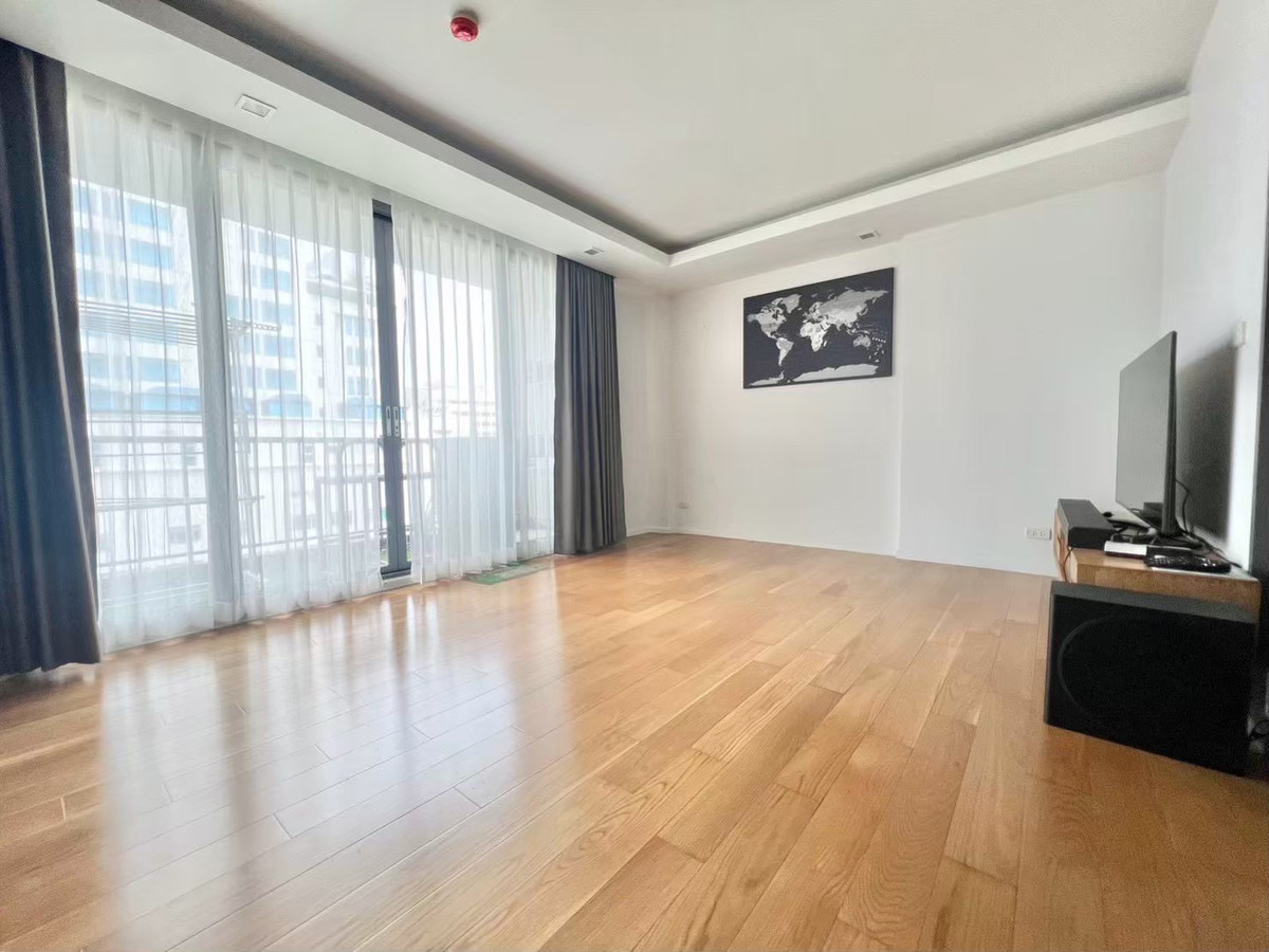 For SaleCondoWitthayu, Chidlom, Langsuan, Ploenchit : Focus Ploenchit for sale, beautiful room, good price, fully furnished, ready to move in.