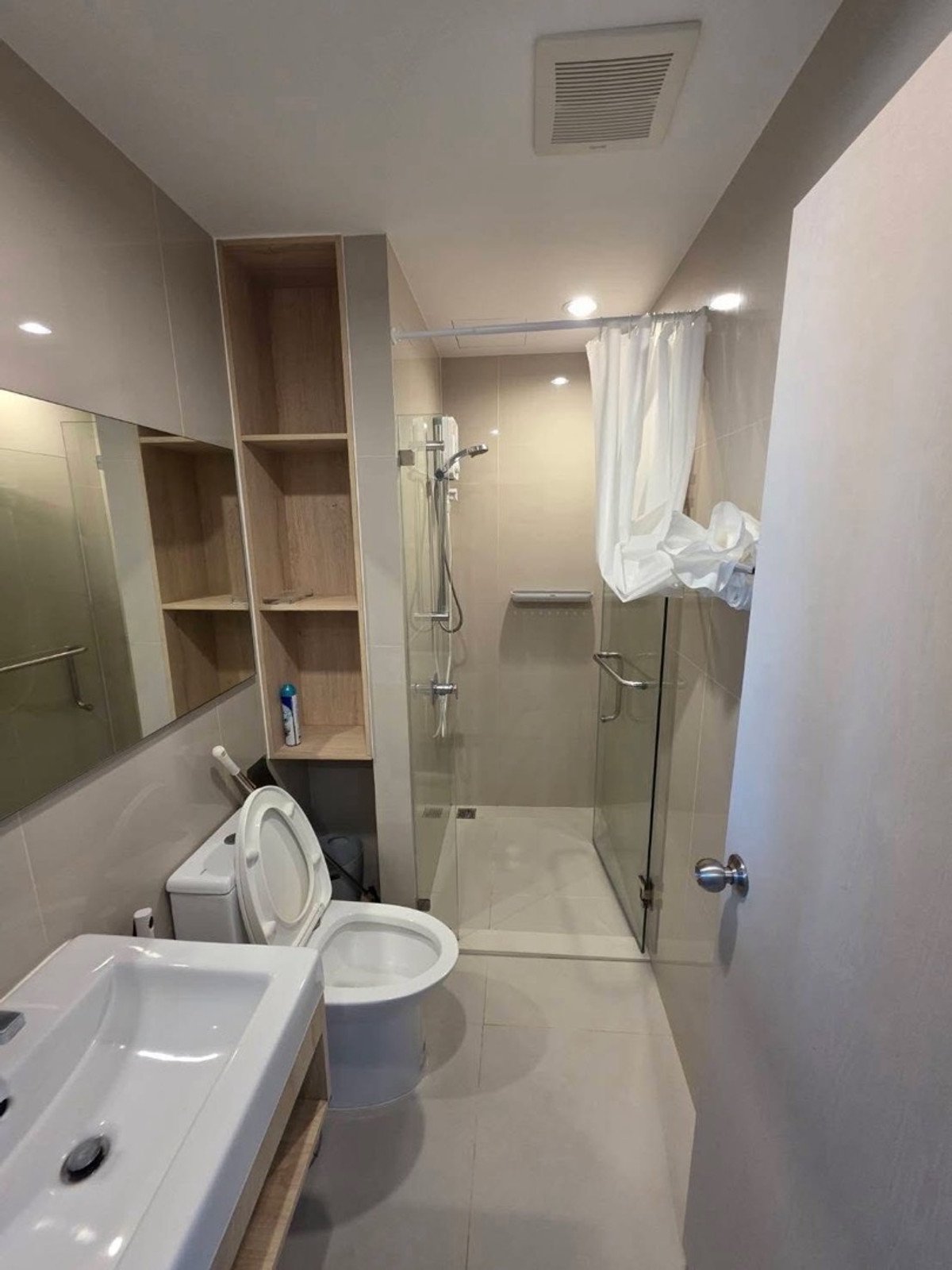 For RentCondoPattanakan, Srinakarin : #R9652  🎉 180369 Condo for rent: NUE Noble Srinakarin Lasalle