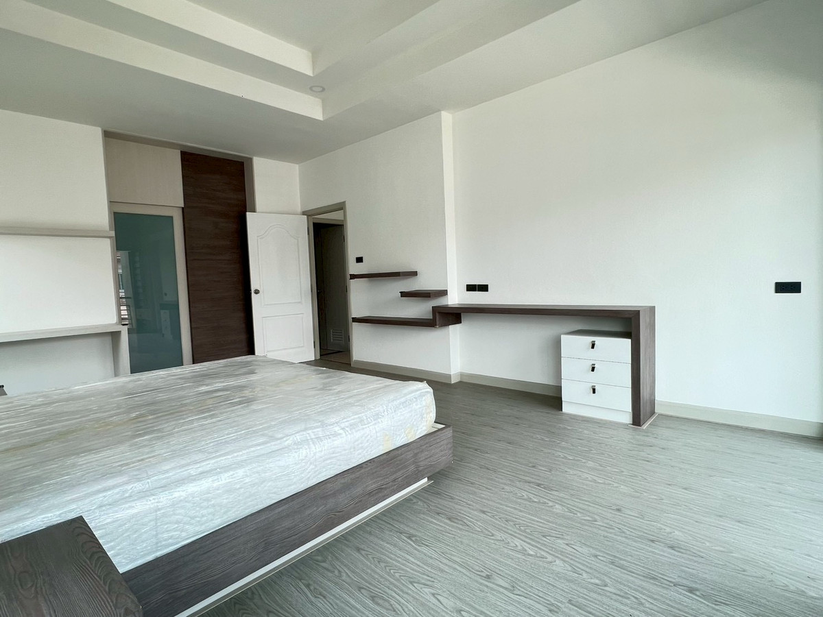 For SaleHousePattaya, Bangsaen, Chonburi : 🏡 2-story detached house for sale, Coco Park Sirisa 21 Village, large house, wide area, 3 bedrooms | 3 bathrooms, selling price 5,890,000 baht 💰