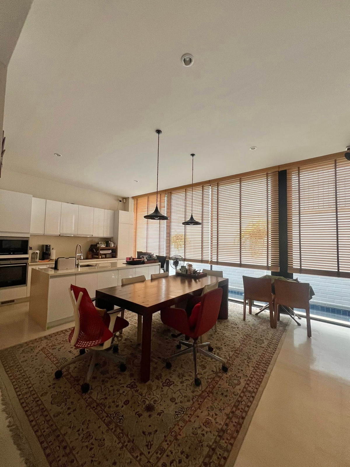 ขายทาวน์โฮมเลียบทางด่วนรามอินทรา : 15 เกทส์ เอกมัย - รามอินทรา / 5 ห้องนอน (ขาย), 15 Gates Ekamai - Ramintra / 5 Bedrooms (FOR SALE) FAHS053