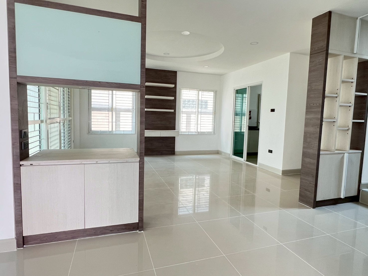 For SaleHousePattaya, Bangsaen, Chonburi : 🏡 2-story detached house for sale, Coco Park Sirisa 21 Village, large house, wide area, 3 bedrooms | 3 bathrooms, selling price 5,890,000 baht 💰