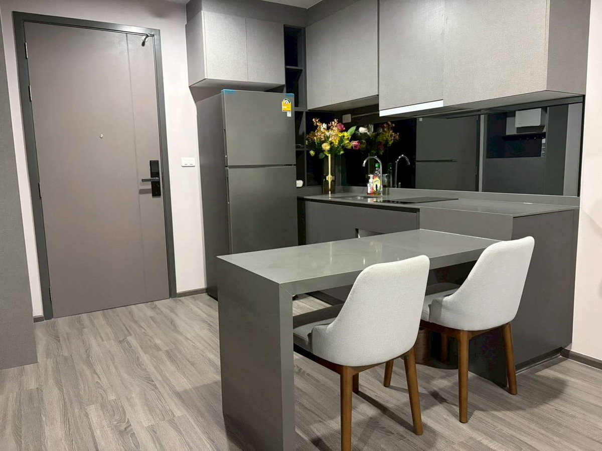 ให้เช่าคอนโดสยาม จุฬา สามย่าน : Ideo Chula Samyan【𝐑𝐄𝐍𝐓】🔥โครงโล่ง มู้ดเรียบง่าย จัดวางใช้งานคล่องตัว🔥 ติดต่อไลน์ไอดี: @hacondo