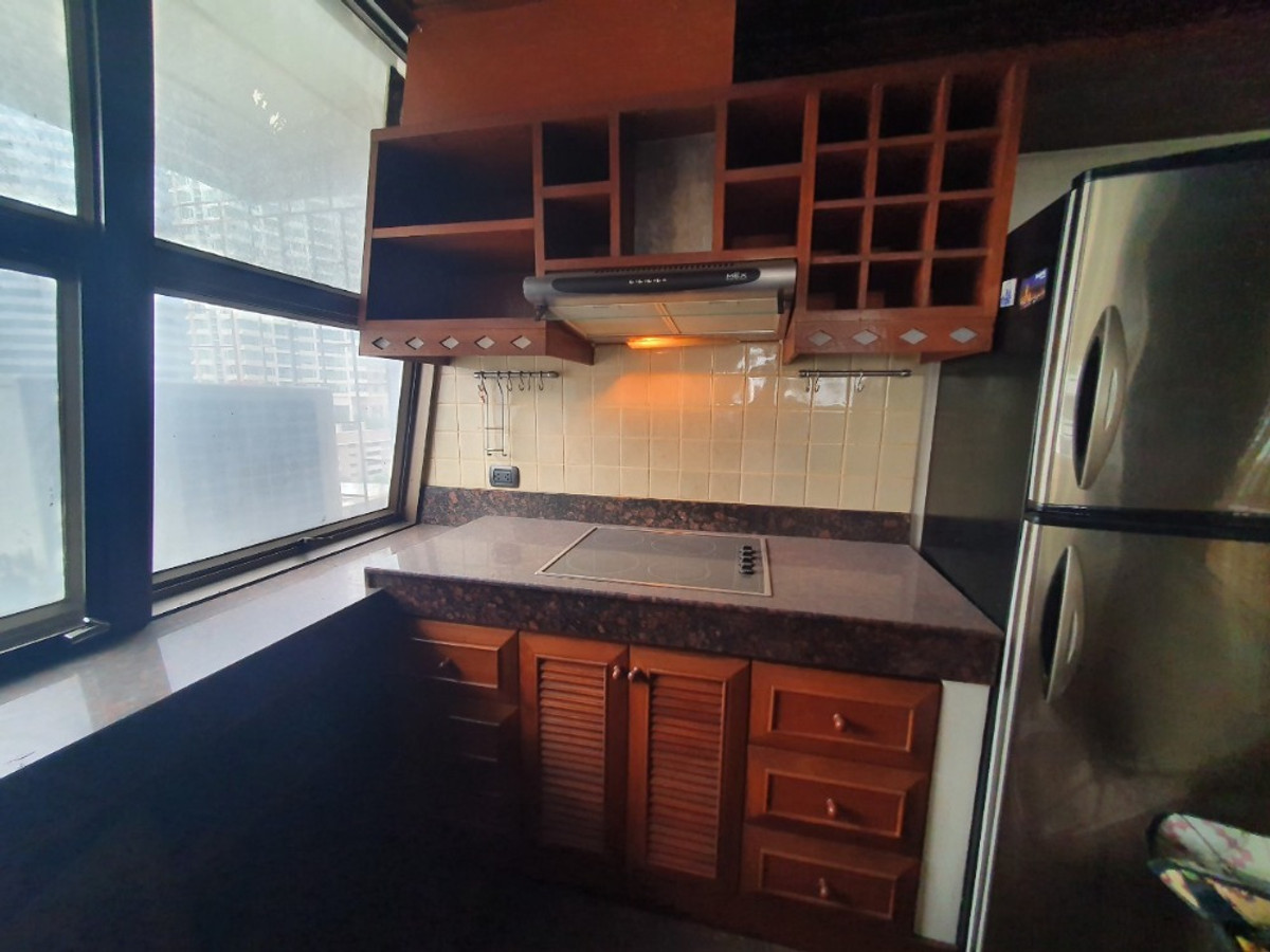 ให้เช่าคอนโดสีลม ศาลาแดง บางรัก : Diamond Tower【𝐑𝐄𝐍𝐓】🔥ฟีลคลาสสิก แฝงความภูมิฐาน เส้นสายดั้งเดิม ผสมความขลังนิด ๆ🔥 ติดต่อไลน์ไอดี: @hacondo