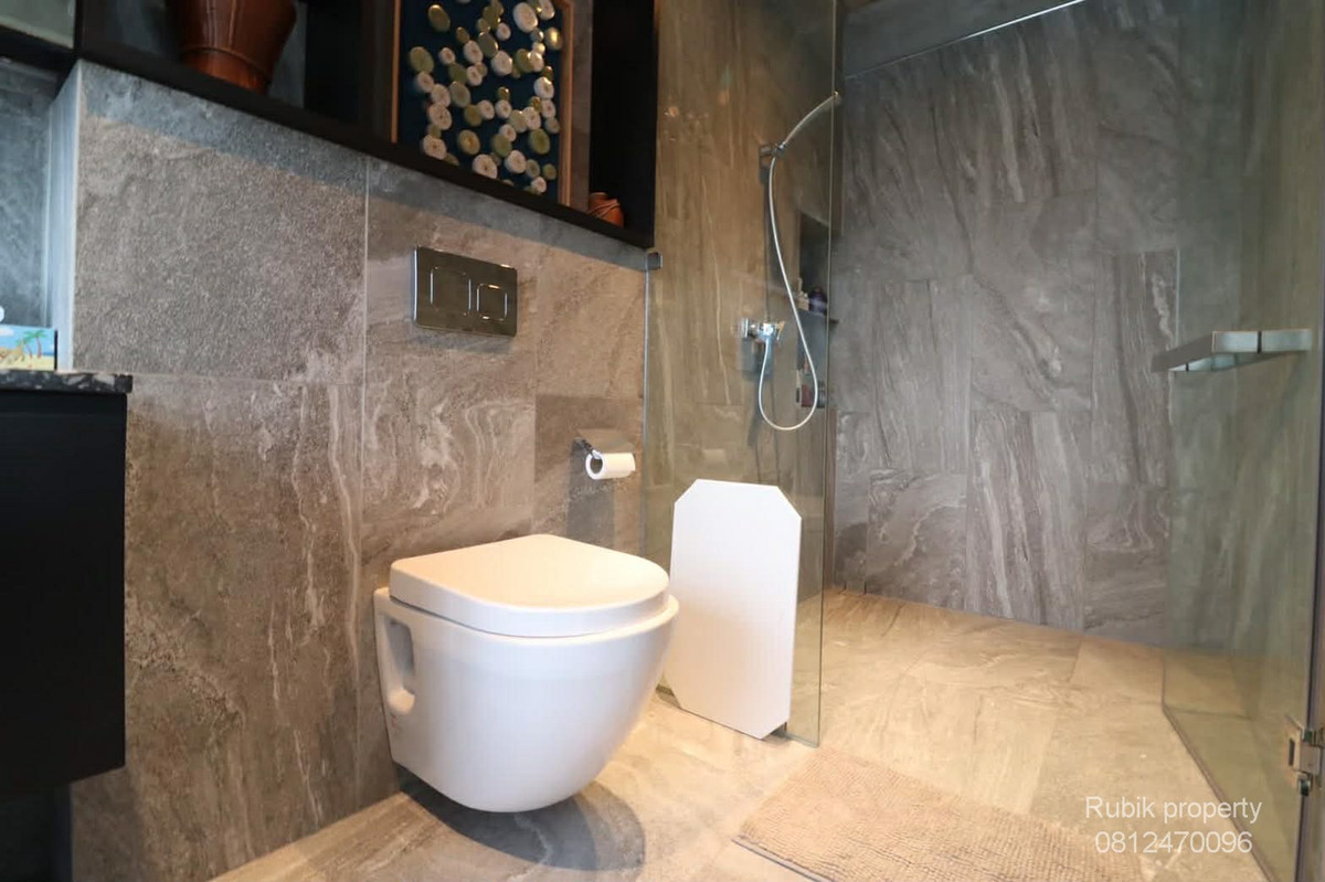 คอนโดสีลม ศาลาแดง บางรัก : 🏙 **ขาย / ให้เช่าคอนโด Diamond Tower สีลม ซอย 7** RB1772 ห้องขนาดใหญ่ Rare Item ทั้งชั้น ใจกลาง CBD ใกล้ BTS ช่องนนทรี