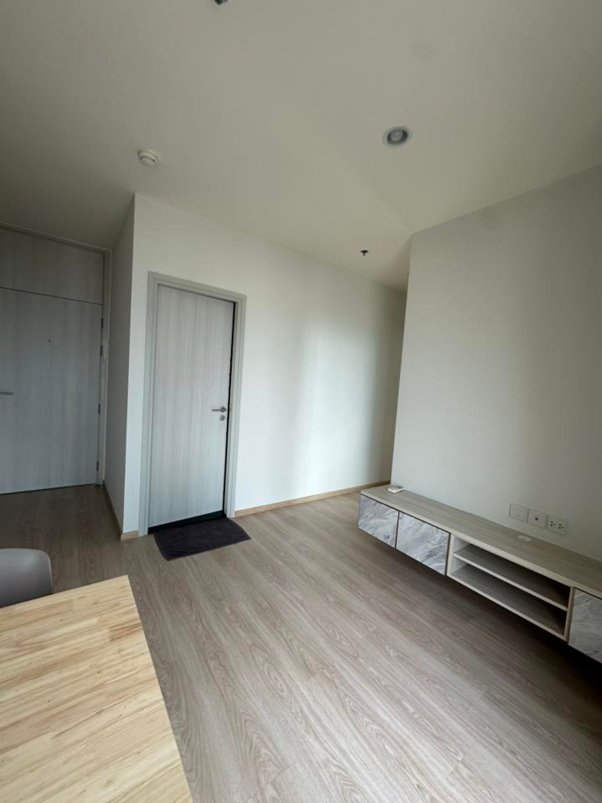 For RentCondoRatchadapisek, Huaikwang, Suttisan : [PB1290]🚩Condo for rent Noble Revolve Ratchada (Noble Revolve Ratchada) #Condo near MRT Thailand Cultural Center. #Condo near MRT Rama 9