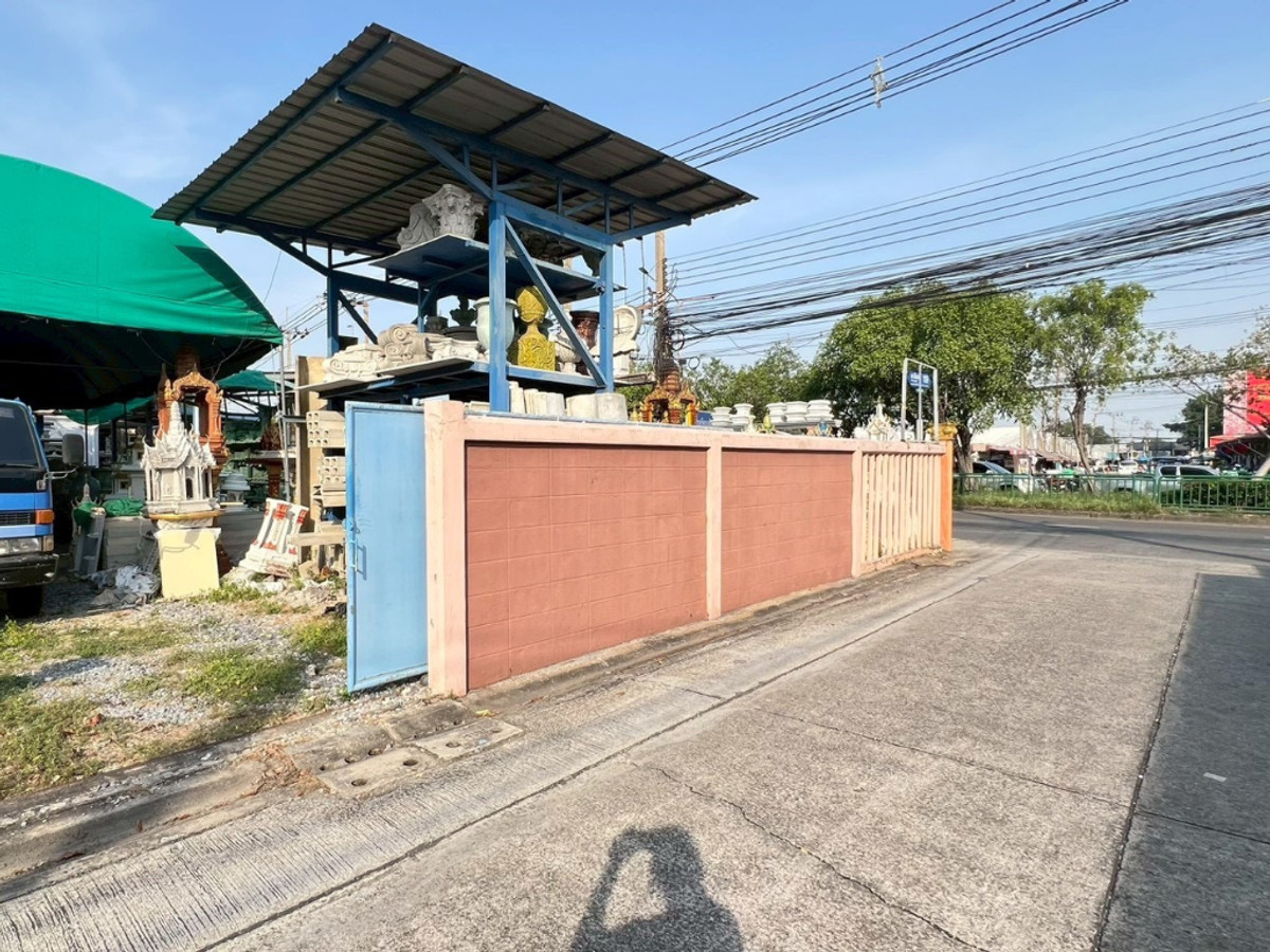 For SaleLandNawamin, Ramindra : Land opposite Patthawikon Market, Soi Nawamin 119 / (for sale), Land Nawamin 119 Opposite Patthawikon Market / (FOR SALE) FAHS045