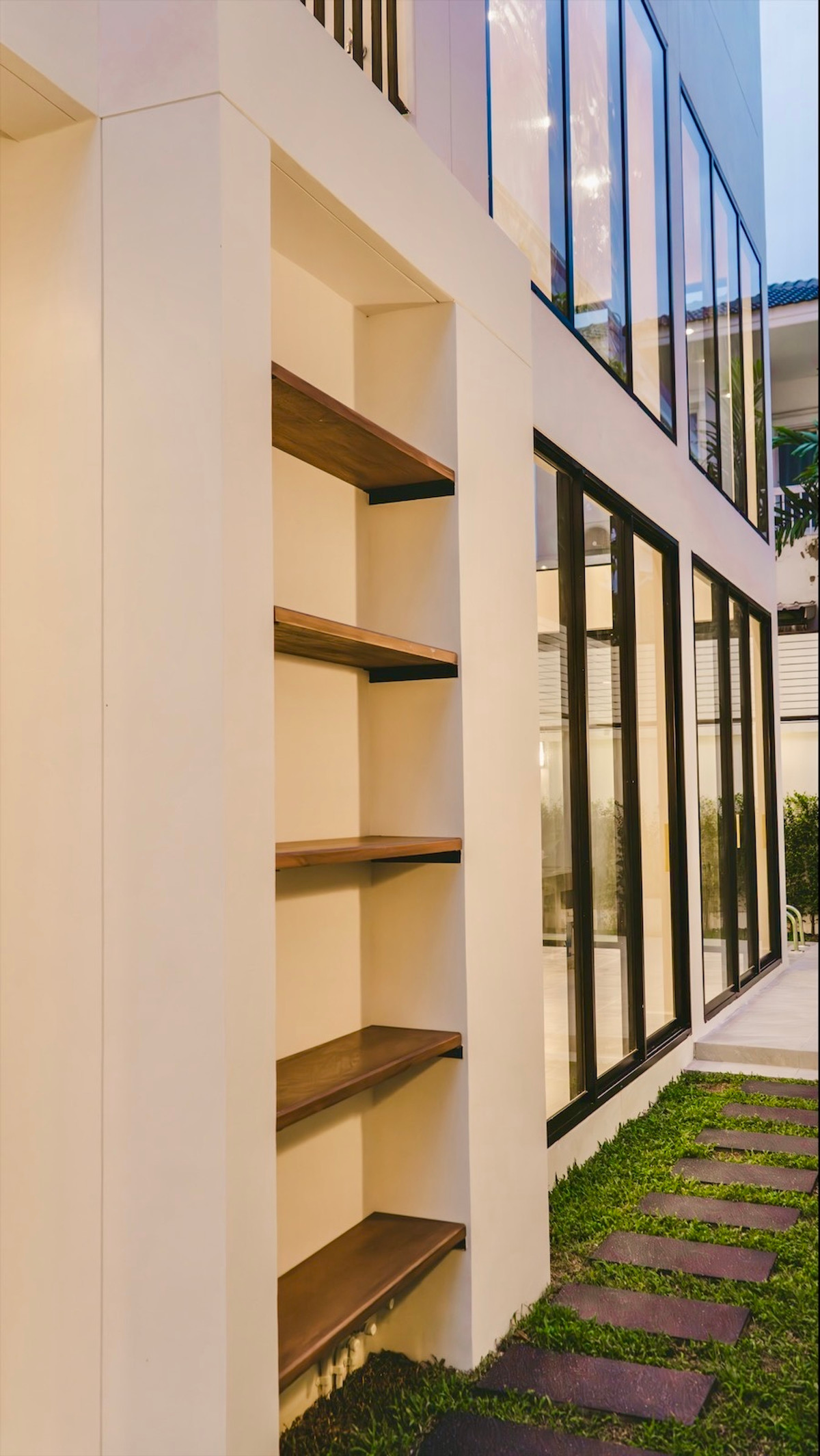 For SaleHouseOnnut, Udomsuk : The Shade Sukhumvit 101 / 3 Bedrooms (For Sale), The Shade Sukhumvit 101 / 3 Bedrooms (FOR SALE) GNG001