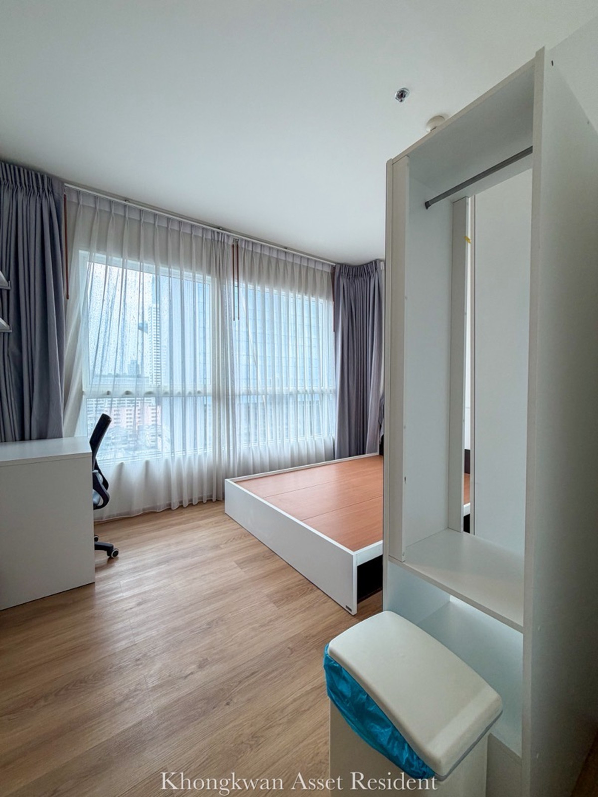 For SaleCondoRatchathewi,Phayathai : Corner room, 2 bedrooms, Ratchathewi, newly renovated, northern view, price 11.9 million (the only room on the market!)