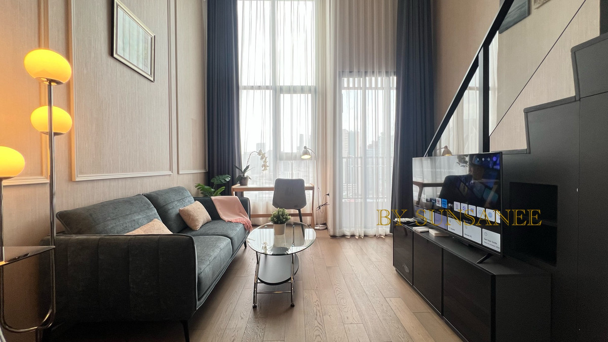 For RentCondo : 🌟 Luxury Duplex Condo @ Park Origin Chula–Samyan | High Ceiling | Beautiful Unit 