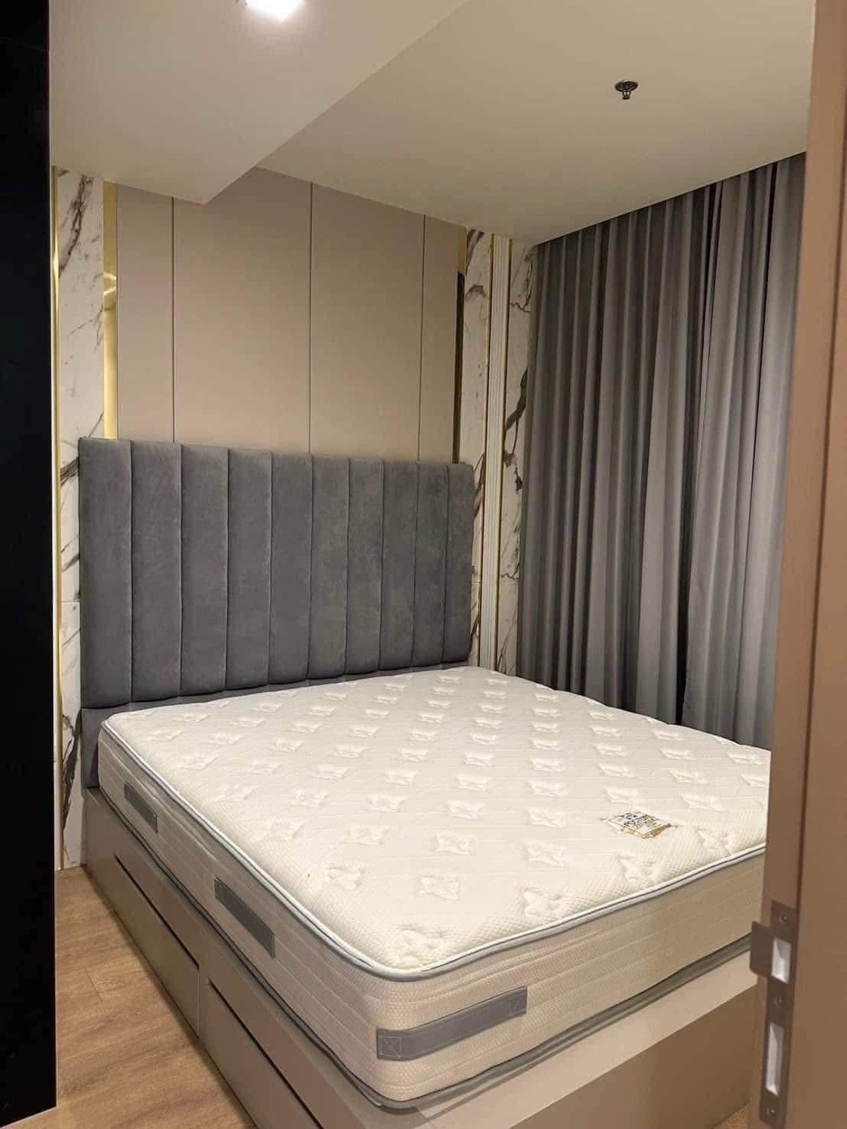 For SaleCondoSukhumvit, Asoke, Thonglor : Noble Around Sukhumvit 33 / 2 Bedrooms (FOR SALE), Noble Around Sukhumvit 33 / 2 Bedrooms (For Sale) BJ039