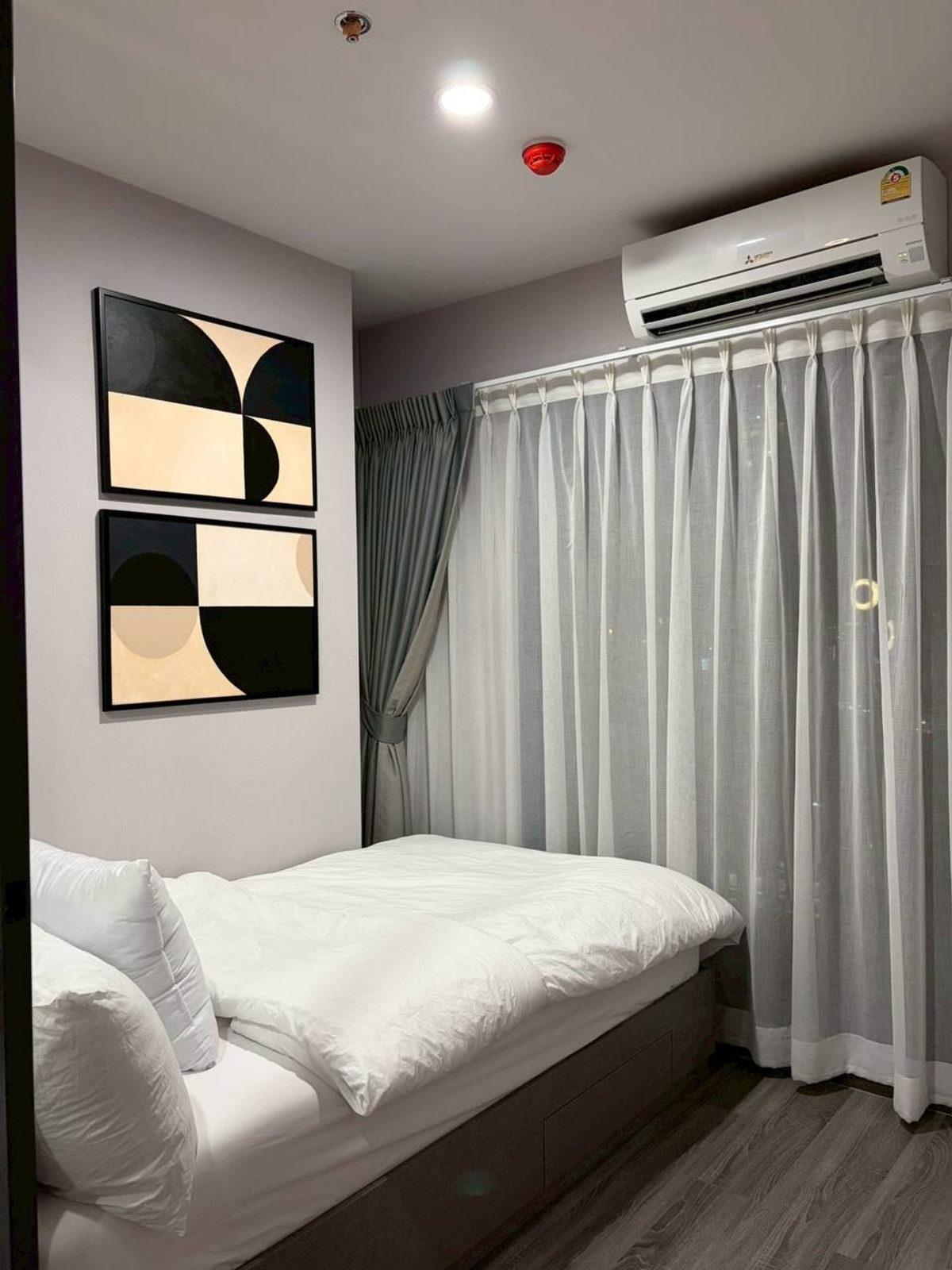 ให้เช่าคอนโดสยาม จุฬา สามย่าน : Ideo Chula Samyan【𝐑𝐄𝐍𝐓】🔥โครงโล่ง มู้ดเรียบง่าย จัดวางใช้งานคล่องตัว🔥 ติดต่อไลน์ไอดี: @hacondo