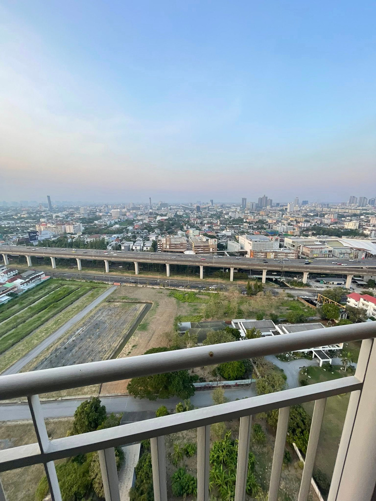 For RentCondoPattanakan, Srinakarin : [PB1329]🚩Condo for rent Lumpini Ville Phattanakan - Srinakarin (Lumpini Ville Phattanakan - Srinakarin) #Condo near BTS Chang Erawan.