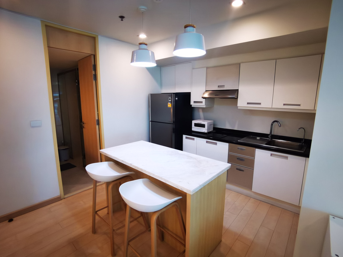 For RentCondoSilom, Saladaeng, Bangrak : Condo for rent: Silom Suite, Silom, 4 bedrooms, fully furnished, ready to move in.