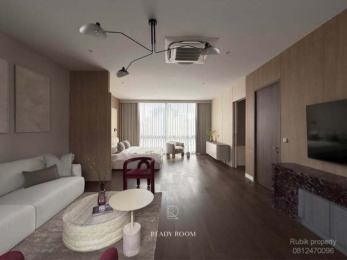 For RentHousePattanakan, Srinakarin : 🏡 **Luxury house for rent Bugaan Krungthep Kreetha** RB1787 Luxury level project, Krungthep Kreetha location. Near international schools and golf courses.
