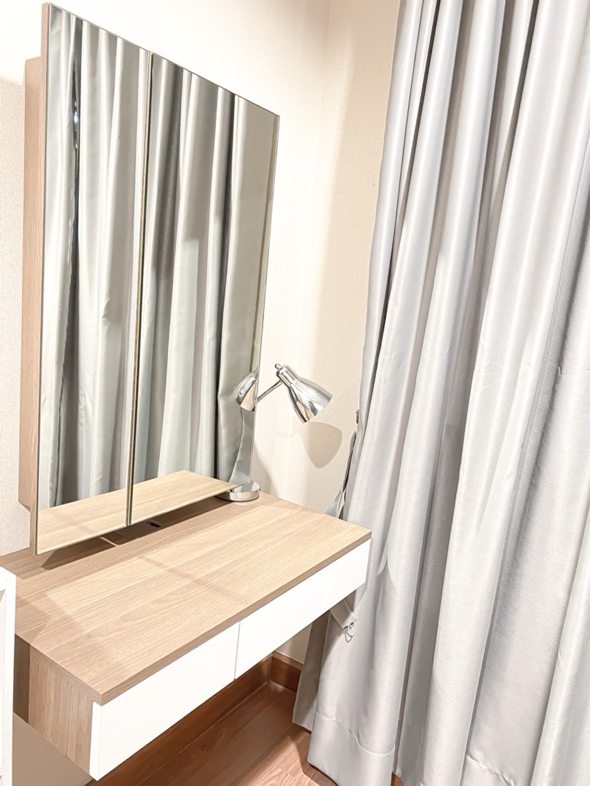 For RentCondoRama9, Petchburi, RCA : 🔥For Rent Now🔥 Belle Grand Rama 9, large 2-bedroom unit, near MRT Rama 9, fully furnished, ready to move in, city view, high floor, near Central Rama 9.