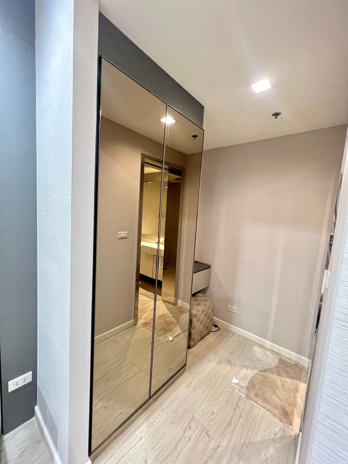 For RentCondoRama3 (Riverside),Satupadit : [Private Lift] StarView Rama3 | 2 Bedrooms 81 SQ.M. | High-floor unit Fully furnished ⚡Only 33K/month