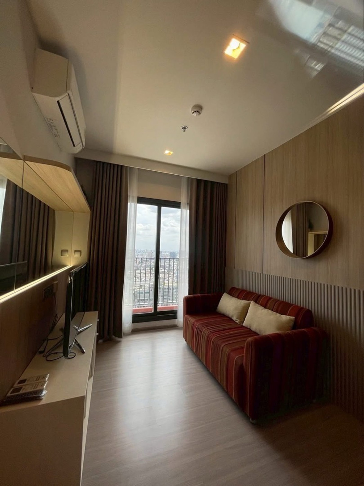 For RentCondoRama9, Petchburi, RCA : ⚡️HotDeal⚡️LifeAsokeHype (1bed1bath) 35sqm. 26,000.-