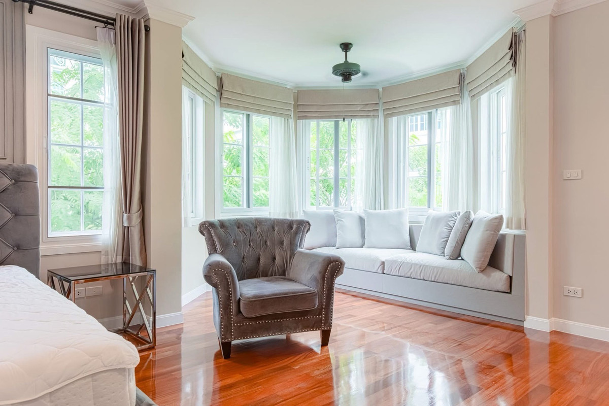 For RentHouseBangna, Bearing, Lasalle : New House For RENT : Fantasia Villa4 Classic Victorian Home near Seacon Sqaure and BTS Is lam