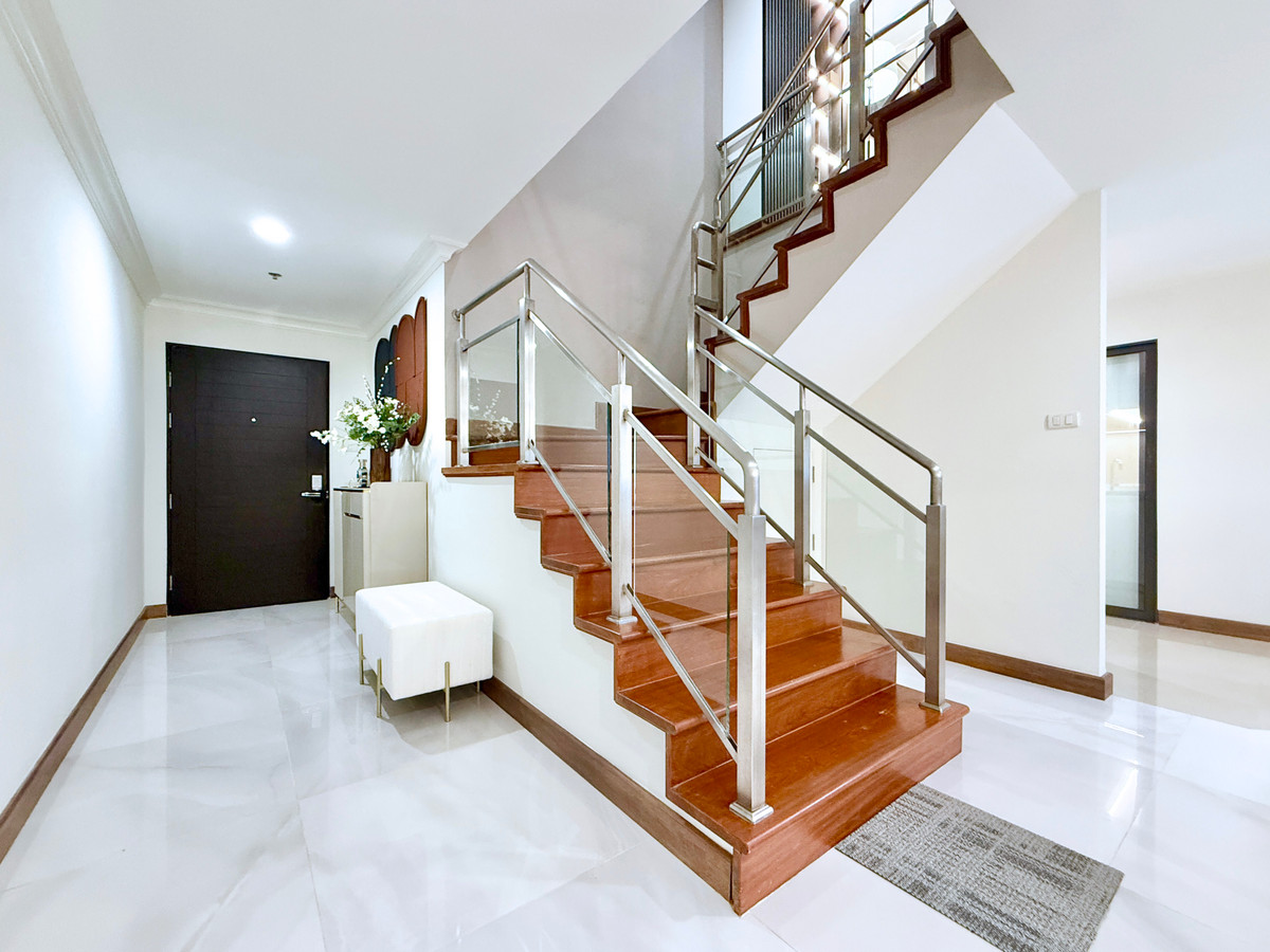 ขายคอนโดพระราม 9 เพชรบุรีตัดใหม่ RCA : 🚀 Belle Grand พระราม9 - 219ตรม. Duplex Penthouse 4นอน4น้ำ5ที่จอดรถ แต่งใหม่ พร้อมอยู่ 092-545-6151 (ทีม)