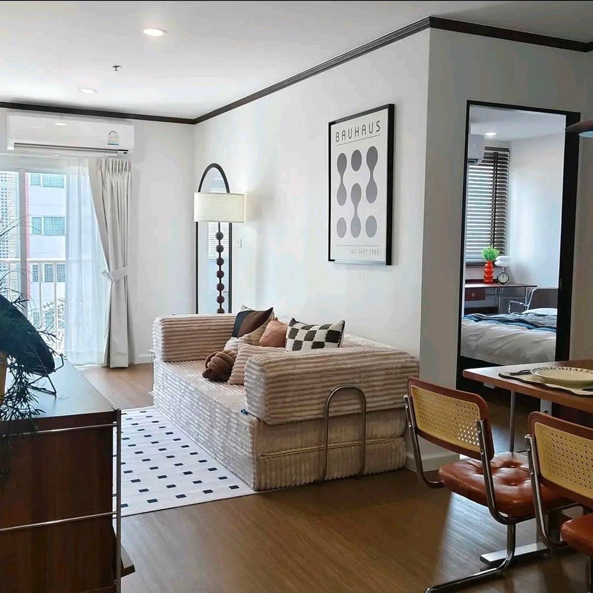 For SaleCondoThaphra, Talat Phlu, Wutthakat : Separate built-in kitchen Its in the back in proportion, pleasing.