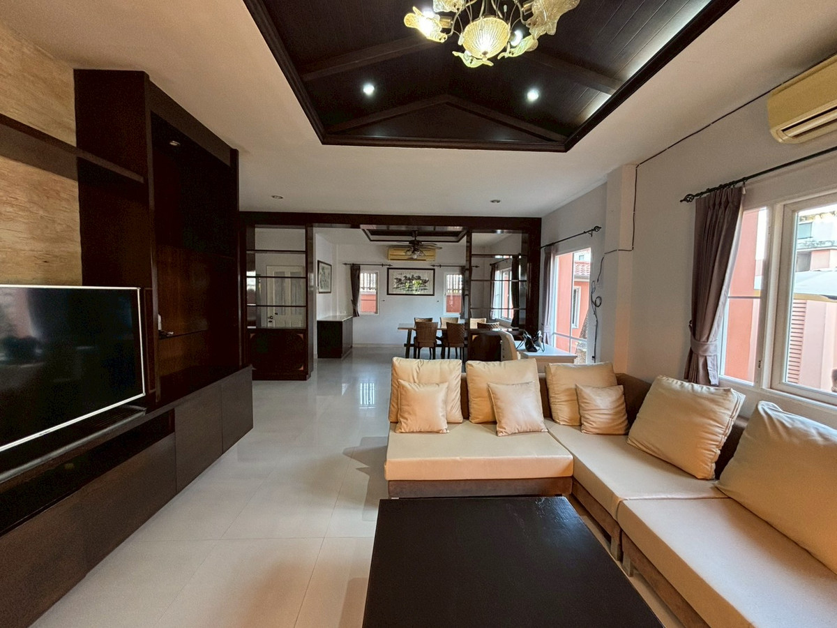 For RentHousePattanakan, Srinakarin : Krongthong Villa Park Krungthepkritha 7