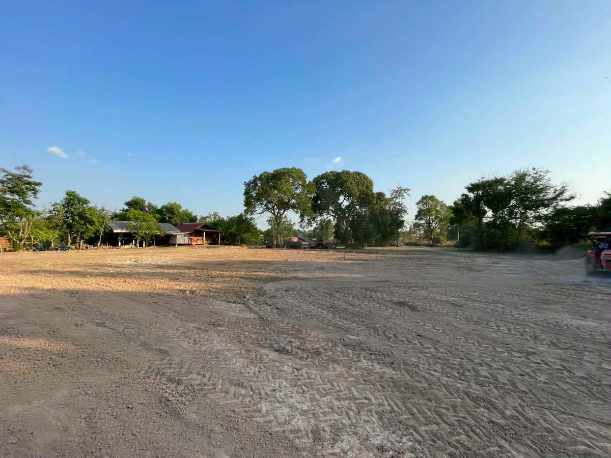 ขายที่ดินอุบลราชธานี : ขายที่ดินถมแล้ว อุบลราชธานี เพียง 1.5 ลบ. ฟรีโอน ราคาดีมาก เหมาะซื้อเก็บหรือสร้างบ้านทันที! (N.2028)