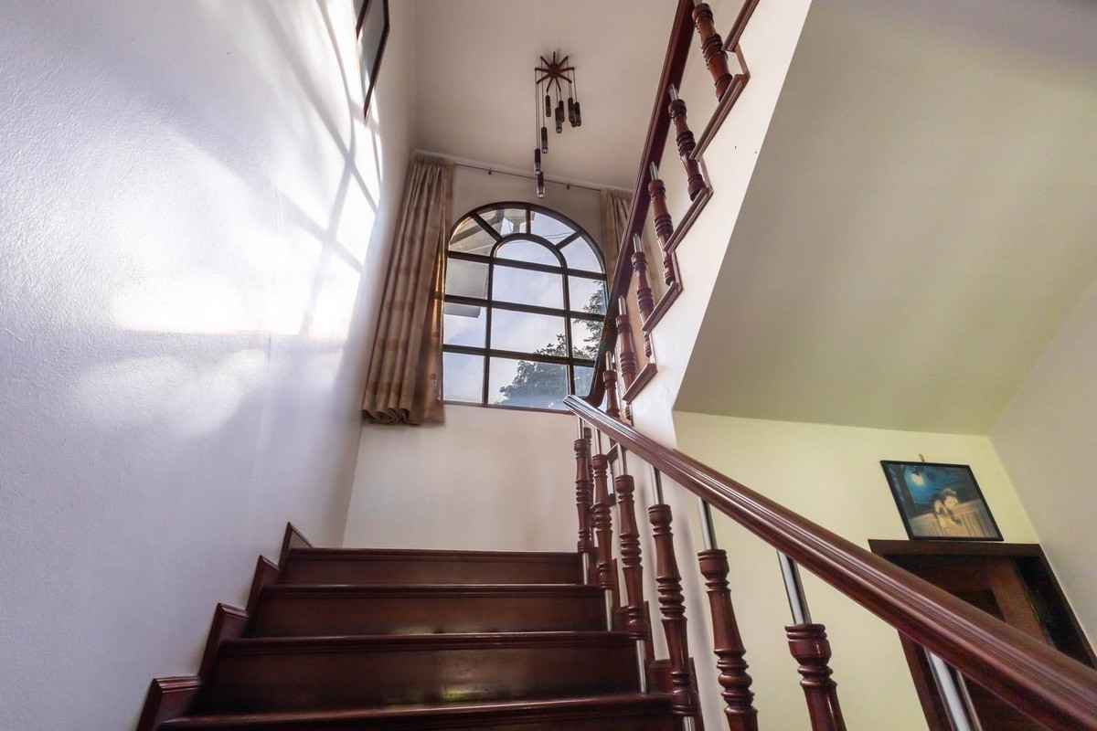 ขายบ้านเสรีไทย-นิด้า : หมู่บ้านนวธานี / 5 ห้องนอน (ขาย), Moo Baan Navatanee / 5 Bedrooms (FOR SALE) FAHS059