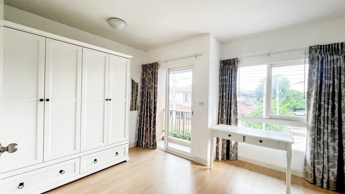 For RentHousePathum Thani,Rangsit, Thammasat : House for rent, Habitia Bond Ratchaphruek. 
Located next to road 345