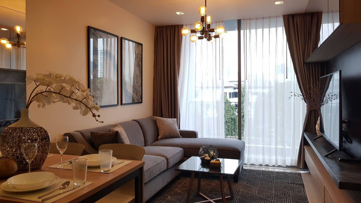 For RentCondoSukhumvit, Asoke, Thonglor : 🔥 HOT DEAL! Pet-Friendly Condo @ Downtown 49 🐾 Prime Phrom Phong location – this unit won’t stay long!