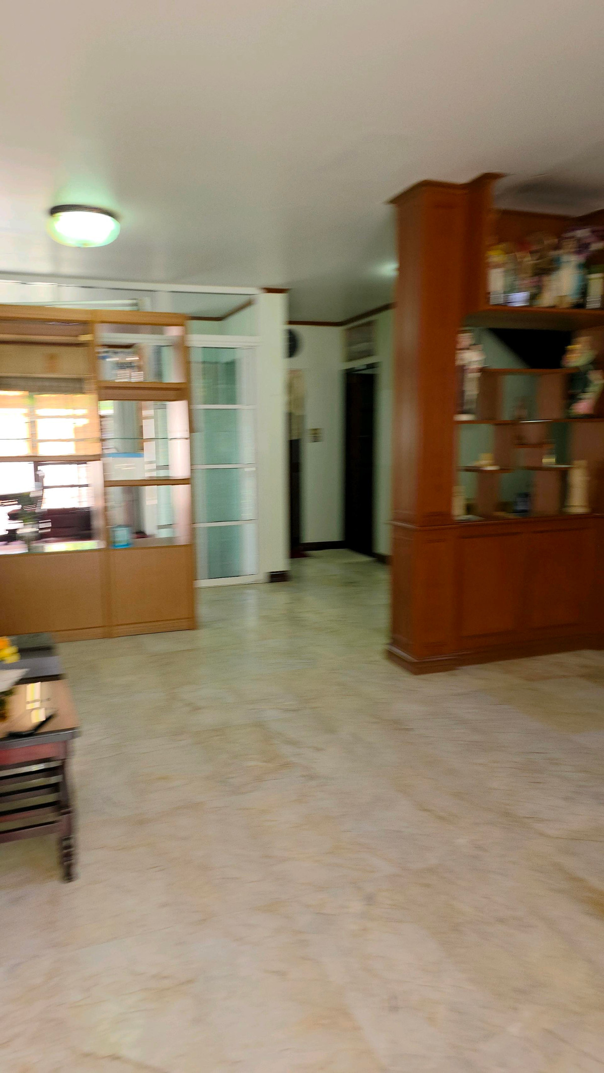 ให้เช่าบ้านรัชดา ห้วยขวาง : FOR RENT & SALE บ้านเดี่ยวทำเลทอง ติดถนนสุทธิสาร ทะลุลาดพร้าว 64 ได้!