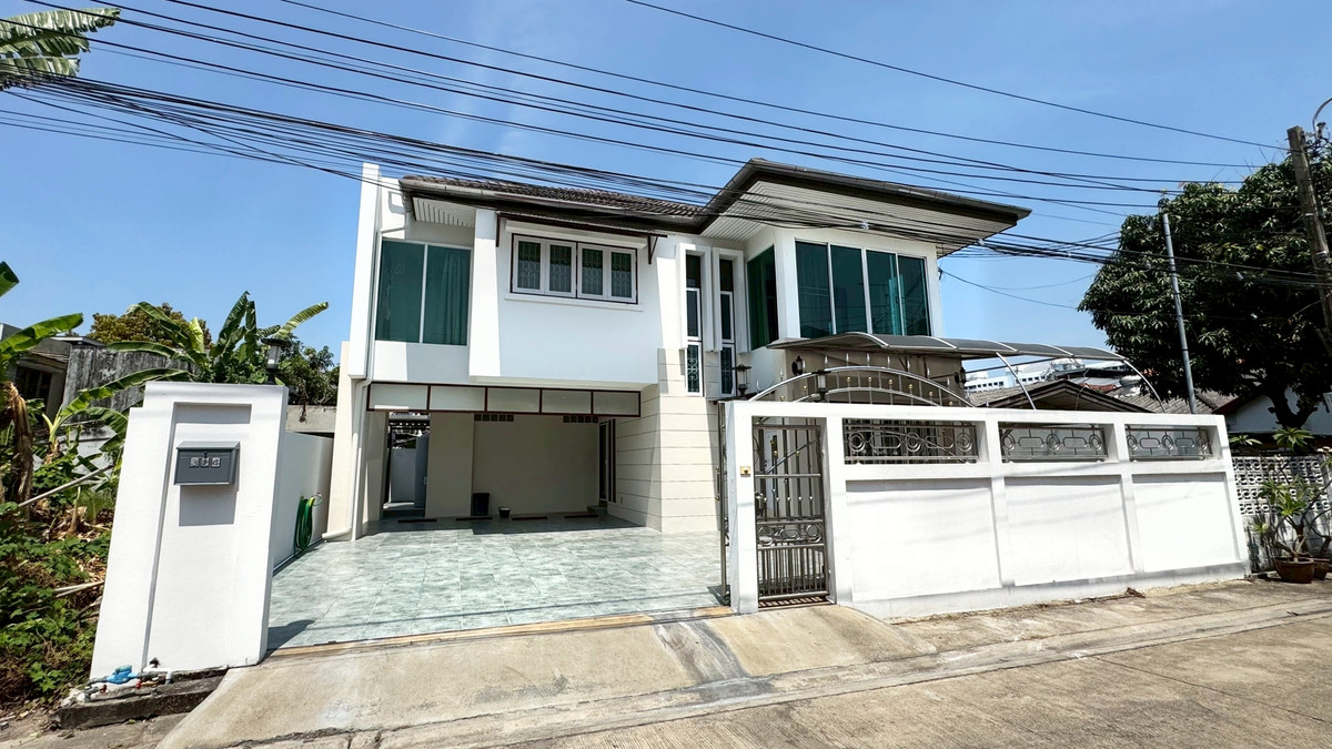 ขายบ้านพัฒนาการ ศรีนครินทร์ : 📍 พัฒนาการ – ศรีนครินทร์ 🏘️ หมู่บ้านเคหะนคร 3 | ซอยพัฒนาการ 50