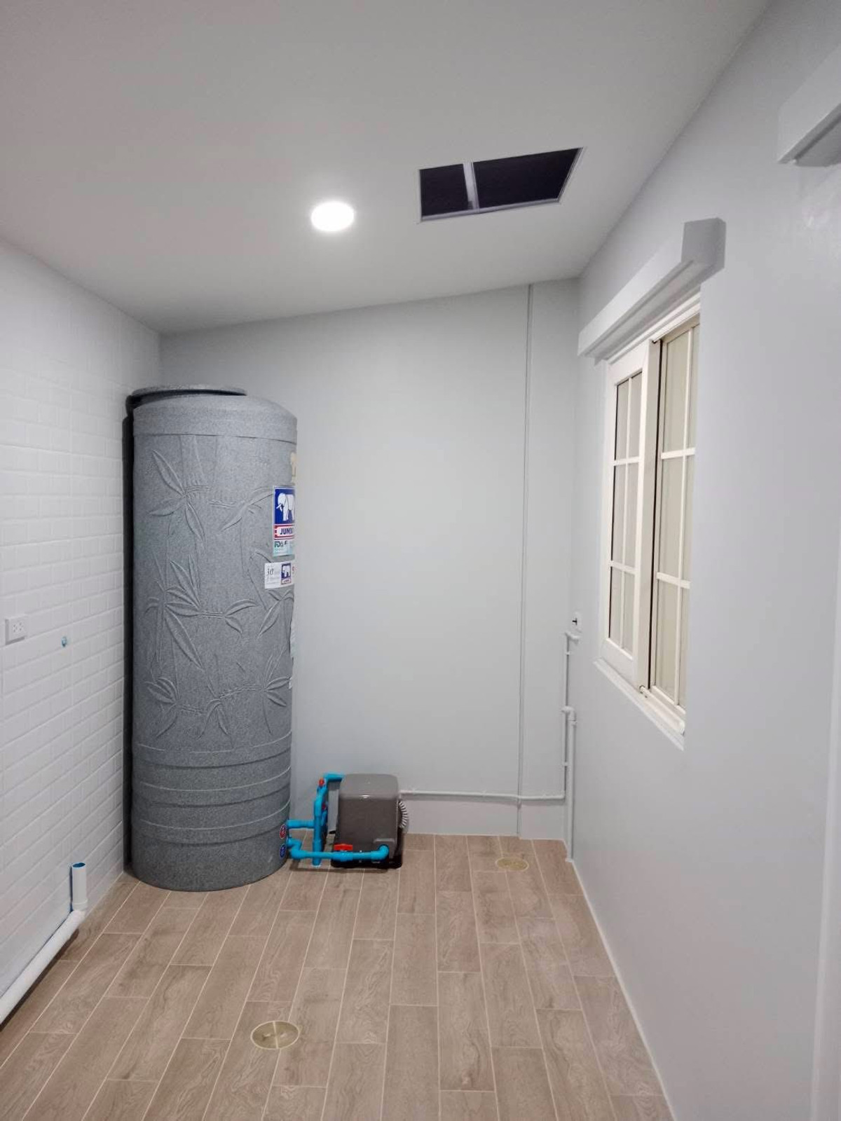 ให้เช่าทาวน์โฮมนวมินทร์ รามอินทรา : บ้านเช่าใกล้แฟชั่น ให้เช่าบ้านรามอินทรา-คู้บอน 3นอน 2น้ำ แอร์ 3เครื่อง บ้านเช่าราคาถูก ทำเลดี