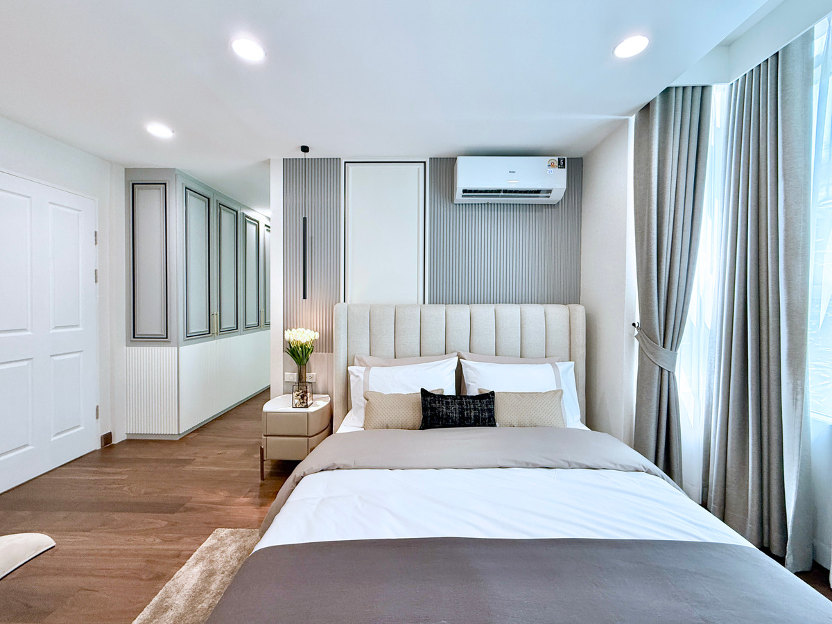 ขายคอนโดพระราม 9 เพชรบุรีตัดใหม่ RCA : 🚀 Belle Grand พระราม9 - 219ตรม. Duplex Penthouse 4นอน4น้ำ5ที่จอดรถ แต่งใหม่ พร้อมอยู่ 092-545-6151 (ทีม)
