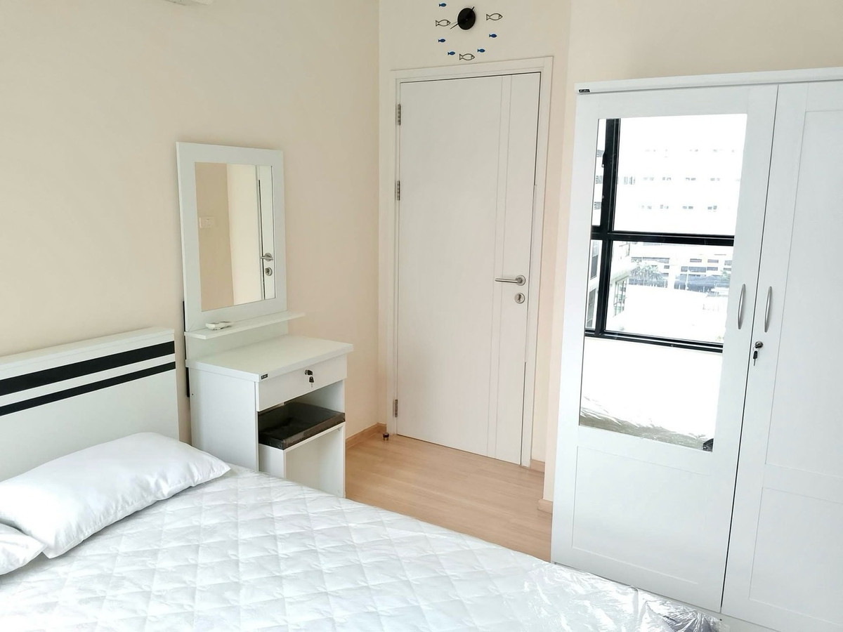 ให้เช่าคอนโดแจ้งวัฒนะ เมืองทอง : 📍โครงการ : The Base Chaengwattana 
🚝 ใกล้ : MRT สถานีเมืองทองธานี 300 เมตร
💵 ราคาเช่า : 9,500 บาท / เดือน