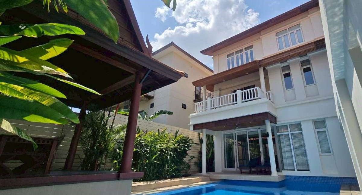 ให้เช่าบ้านสุขุมวิท อโศก ทองหล่อ : บ้านหรูให้เช่าพร้อมสระว่ายน้ำส่วนตัว พร้อมพงษ์ ** NO CO-AGENT ** 