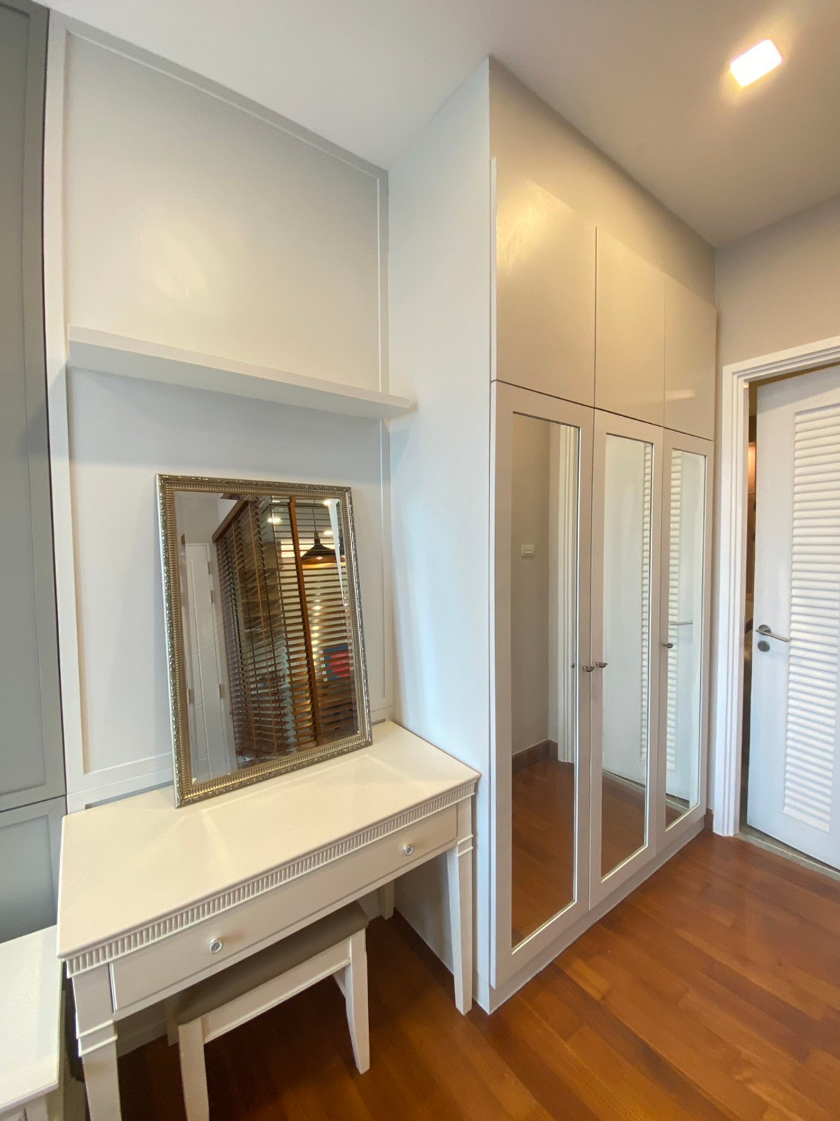 ให้เช่าคอนโดสาทร นราธิวาส : 🍁New Room , Ivy Sathon Soi10 1bed 41 Sqm Fullyfurnish 20,000🍁