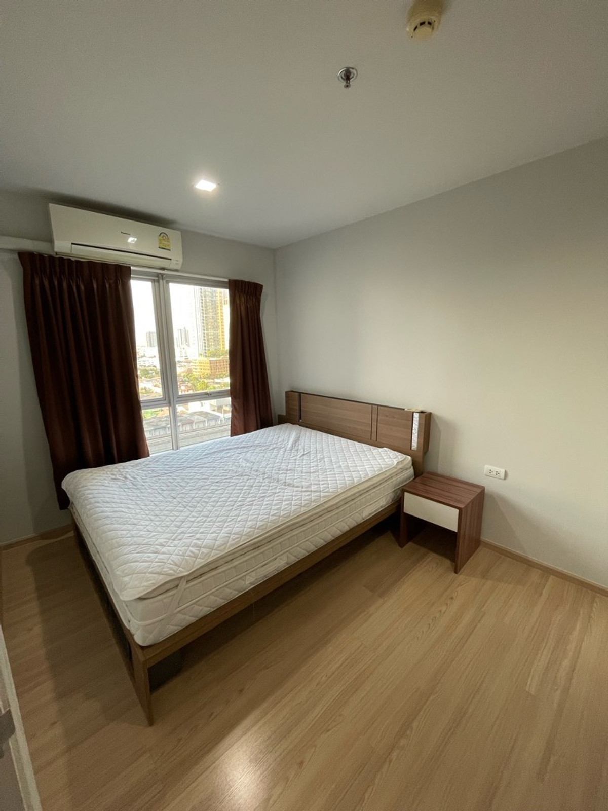 ให้เช่าคอนโดบางซื่อ วงศ์สว่าง เตาปูน : ให้เช่า คอนโดริชพาร์ค เตาปูน ขนาด 30 ตรม ระเบียงทิศเหนือ ห้องไม่ร้อน มีความเป็นส่วนตัวสูง