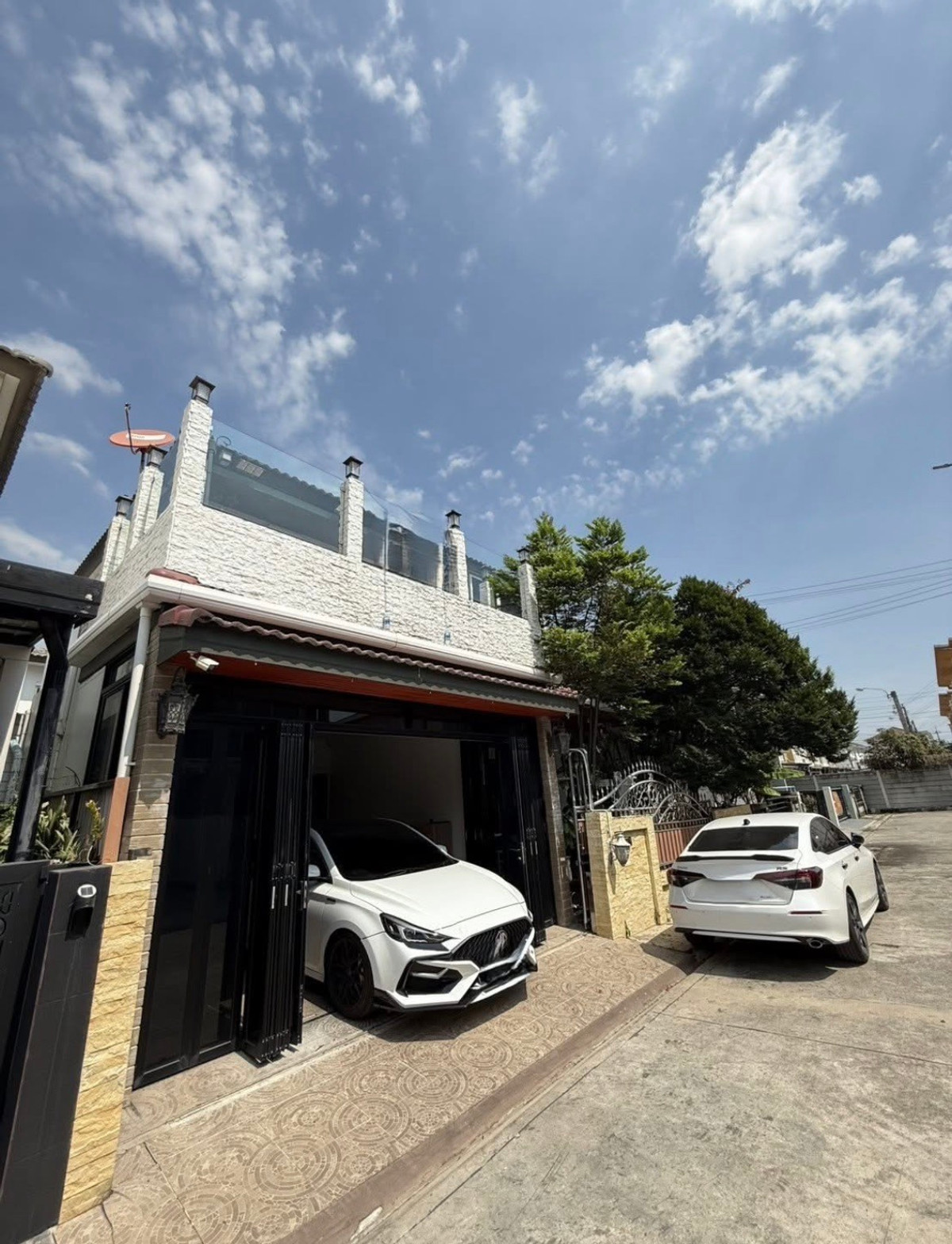 For SaleHouseSamut Prakan,Samrong : Golden Neo Bangna - Kingkaew / 4 Bedrooms (FOR SALE) POON197