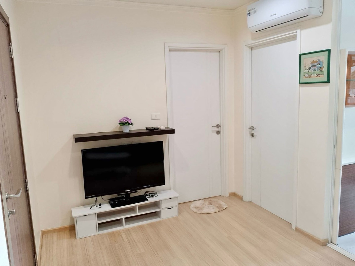 ให้เช่าคอนโดแจ้งวัฒนะ เมืองทอง : 📍โครงการ : The Base Chaengwattana 
🚝 ใกล้ : MRT สถานีเมืองทองธานี 300 เมตร
💵 ราคาเช่า : 9,500 บาท / เดือน