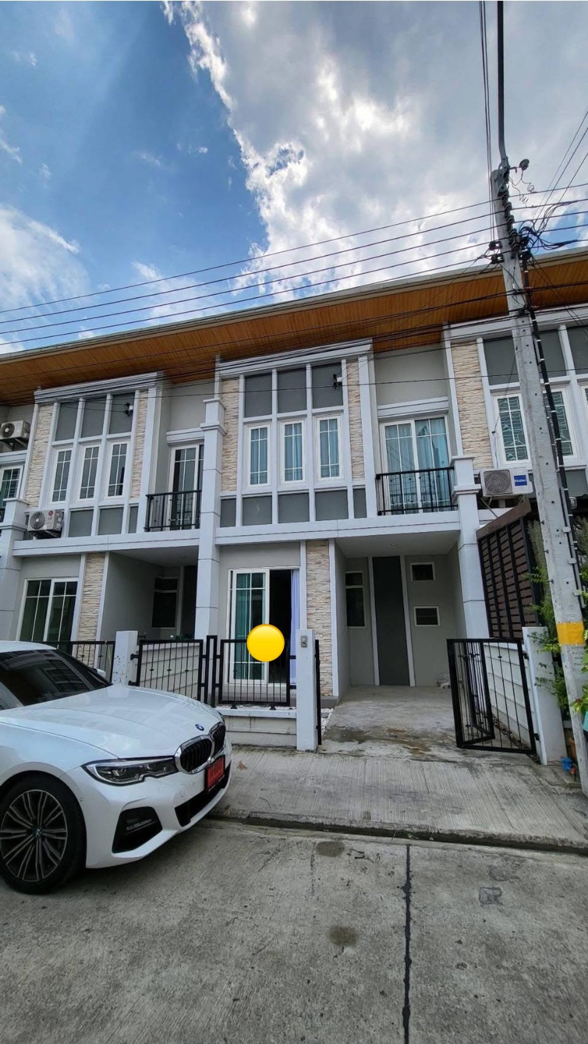 ให้เช่าทาวน์โฮมนวมินทร์ รามอินทรา : บ้านเช่าใกล้แฟชั่น ให้เช่าบ้านรามอินทรา-คู้บอน 3นอน 2น้ำ แอร์ 3เครื่อง บ้านเช่าราคาถูก ทำเลดี