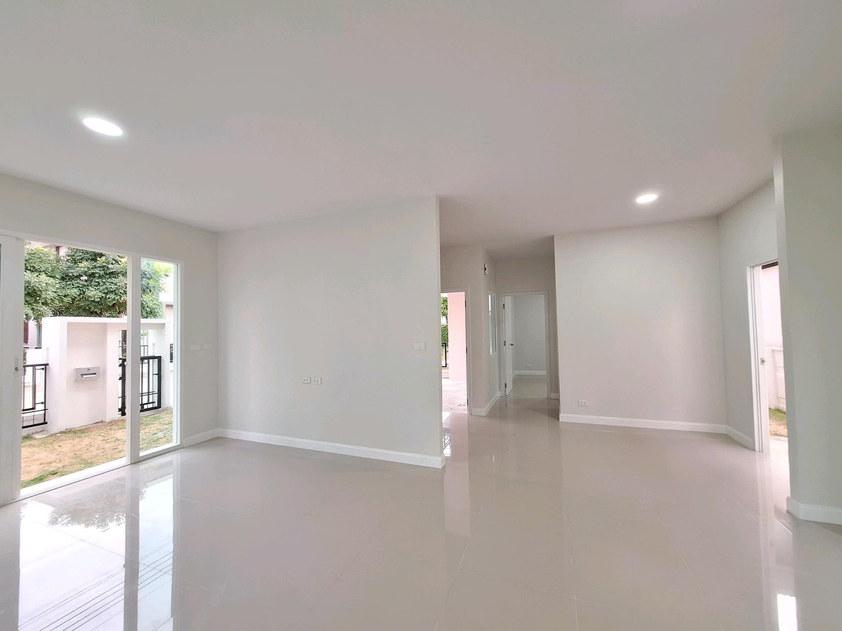 For SaleHouseRathburana, Suksawat : Single house for sale in Suksawat, beginning of the project, 50.4 sq m, 4 bedrooms, near Rama 3 | Q District Suksawat, there is a bedroom on the ground floor.