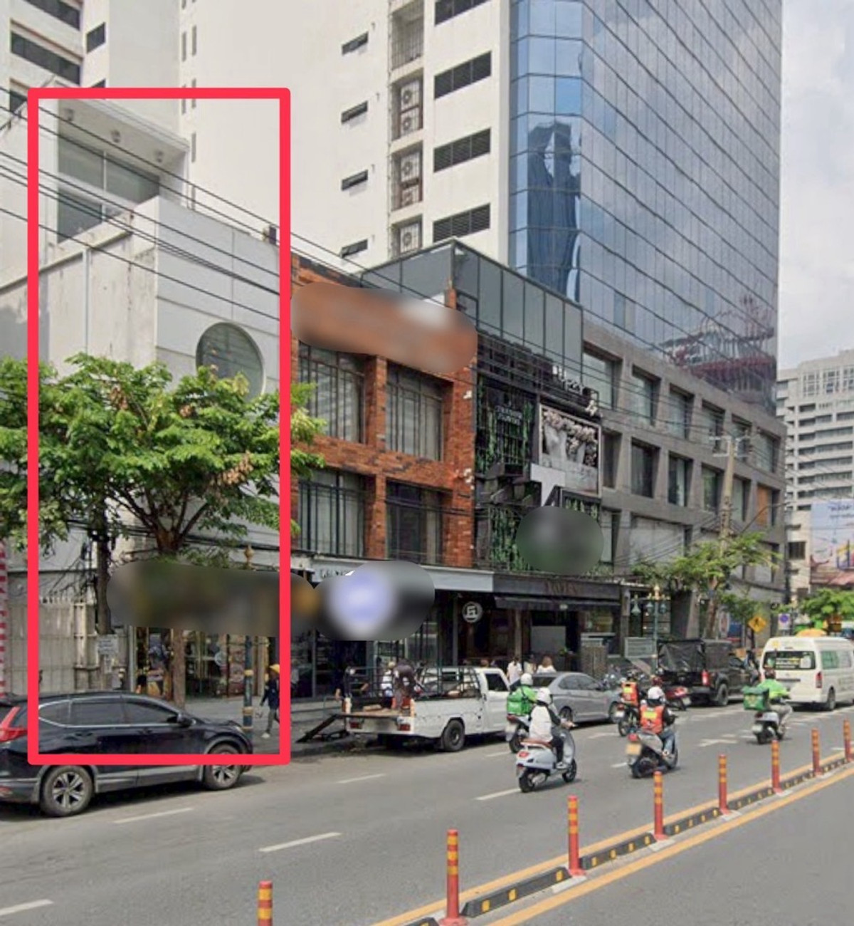 For RentShop HouseSukhumvit, Asoke, Thonglor : For rent, 1 commercial building, next to the main road, Thonglor, Sukhumvit 55. Welcome to consider all businesses, ready to make rental contracts.