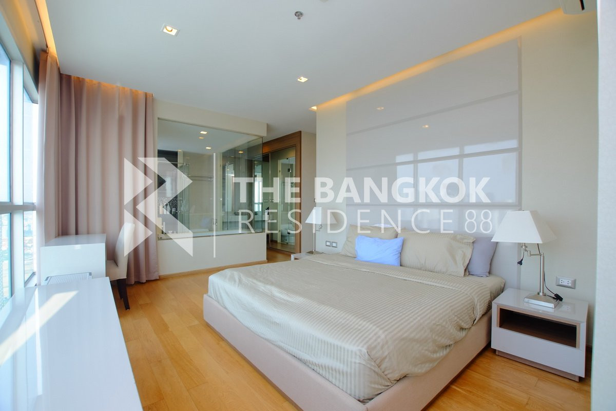 ให้เช่าคอนโดพระราม 9 เพชรบุรีตัดใหม่ RCA : 📍 ปล่อยเช่า The Address Asoke ห้องใหญ่ ชั้นสูง วิวสวย! By Tommy