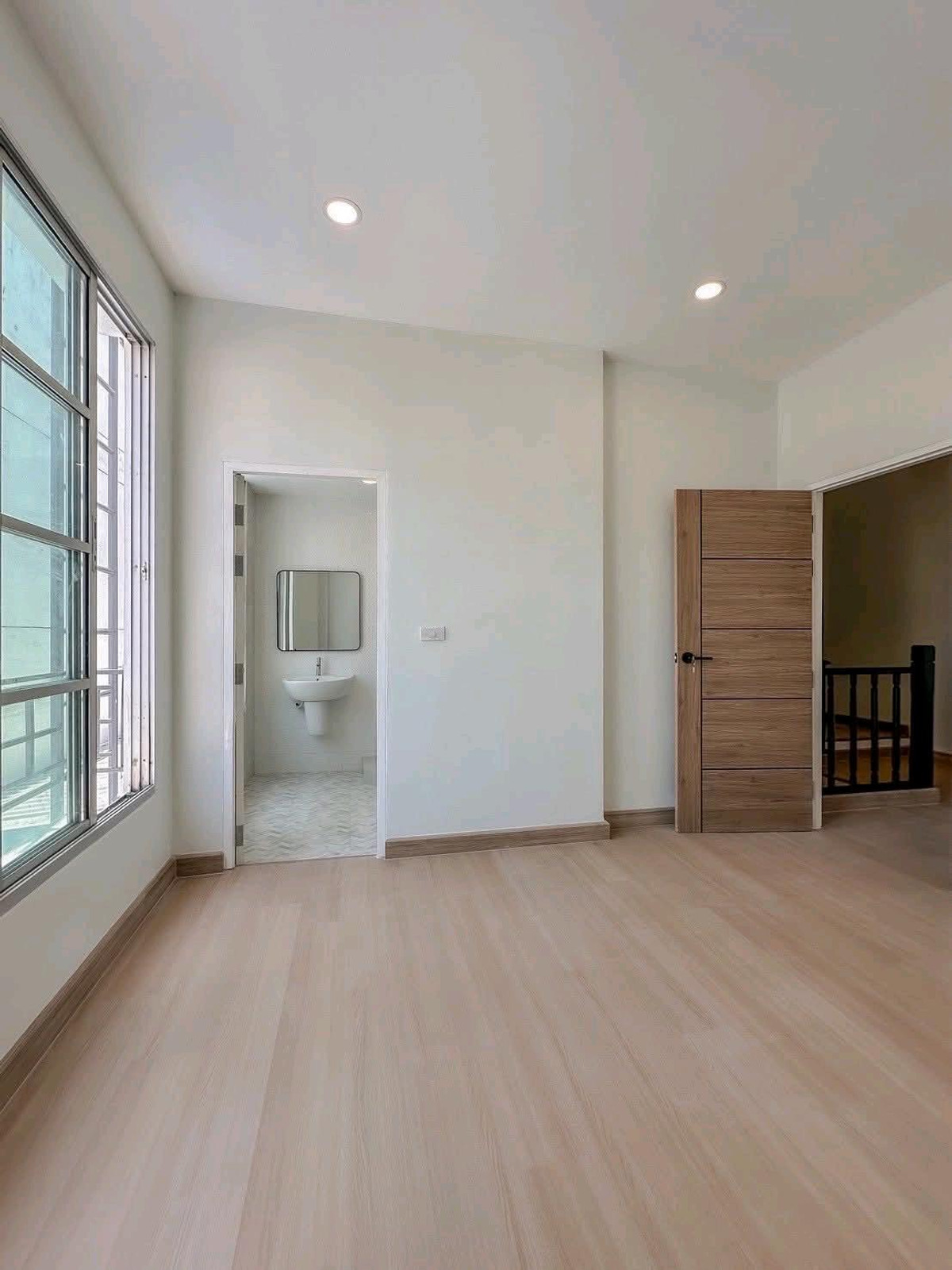 For SaleHome OfficeRamkhamhaeng, Hua Mak : 🔥 Home office, 4 floors, newly renovated, Town in Town, next to the main road, near the expressway + BTS, complete functions, ready to use, price 7.79 million, contact Luk Jeab 065-536-5165 🐥 #Home office #Town in Town #Rama 9 #Lat Phrao 71 #Bangkok real 